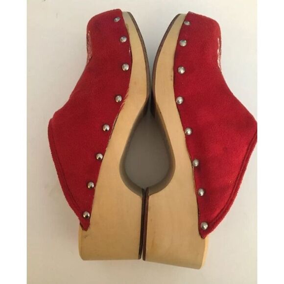 Bundle Sale 3 for $15 | Ohio State University Clogs - Women's Size 5M - Picture 12 of 13